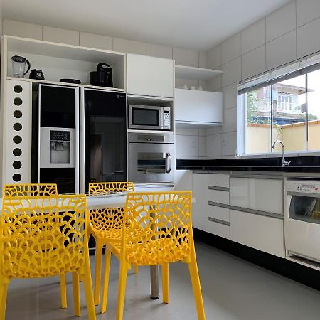 Casa Em Joinville, Ampla, Moderna, 3 Qtos 外观 照片